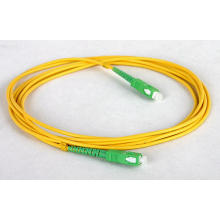 Cordon de raccordement à fibre optique / câble de raccordement avec connecteurs Sc, LC, St, FC